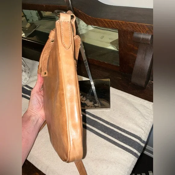 NWOT Frye Leather Melissa Sling Crossbody Beige Brown Retail $198 - Picture 5 of 12